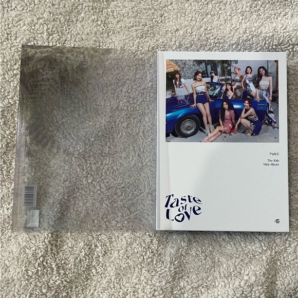 Twice 'Taste of Love' [Taste Version] Album - Picture 2 of 5